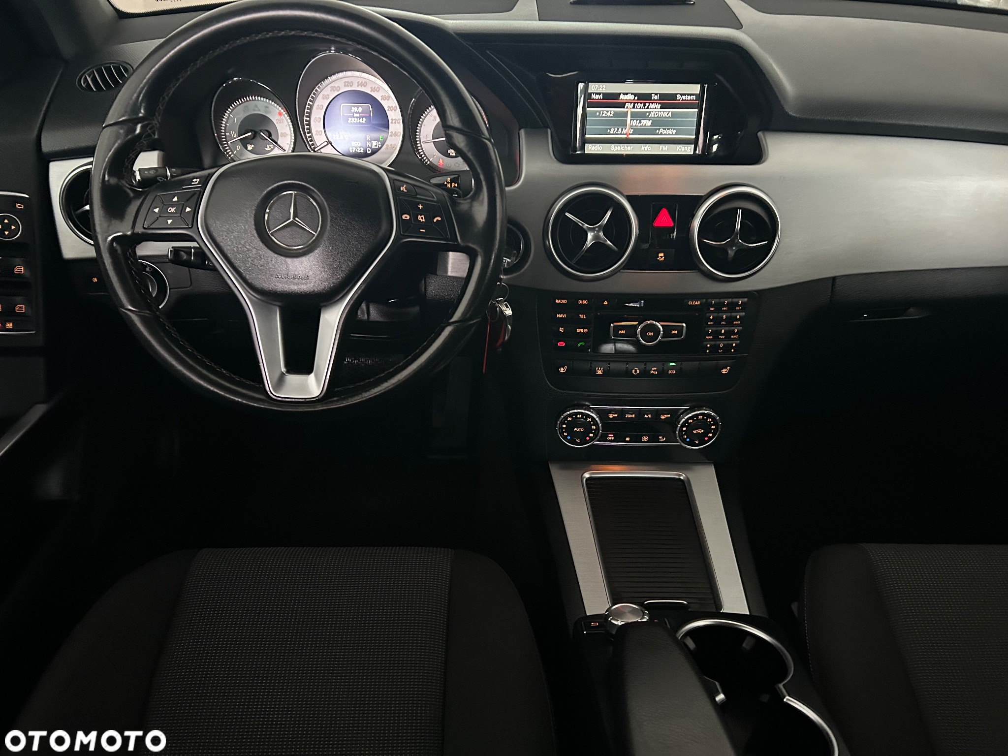Mercedes-Benz GLK 200 CDI (BlueEFFICIENCY) 7G-TRONIC - 20