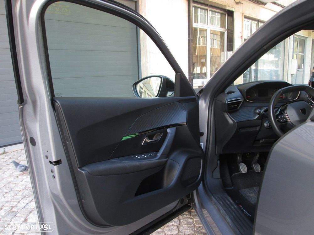 Peugeot 2008 1.2 PureTech Active - 13
