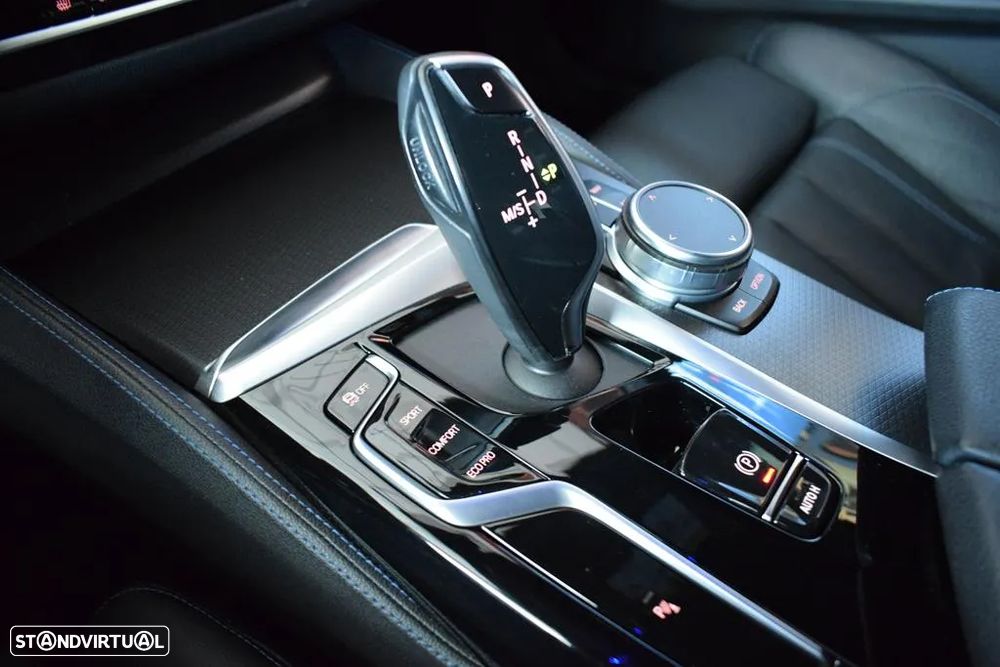 BMW 520 d Pack M Auto - 16
