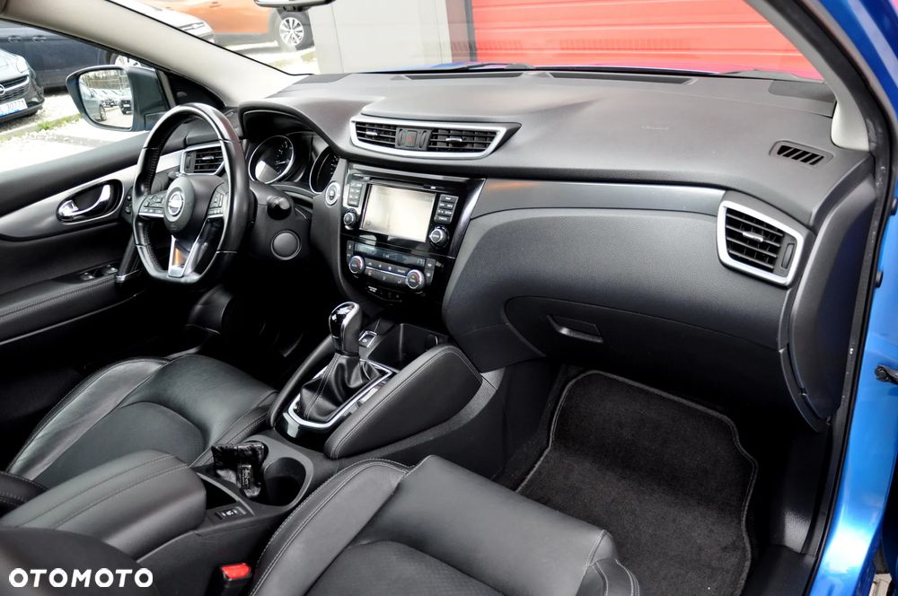 Nissan Qashqai 1.2 DIG-T Xtronic TEKNA+ - 31