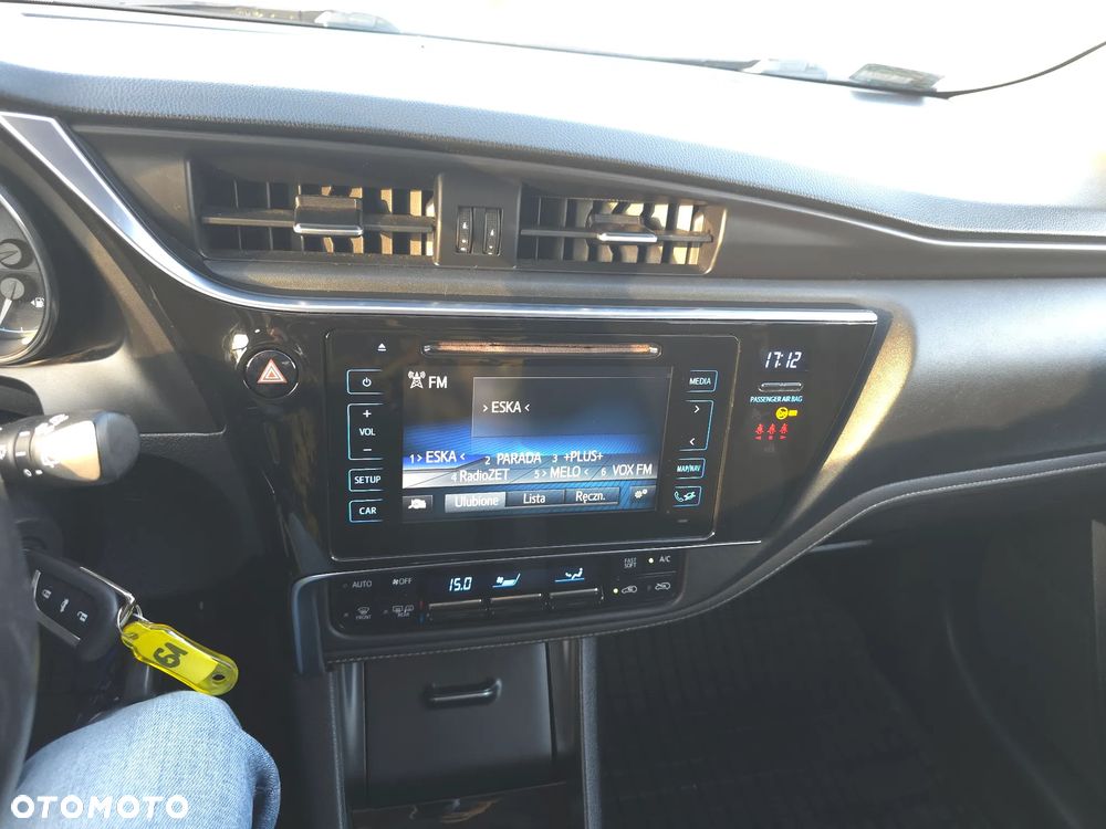 Toyota Auris 2015
