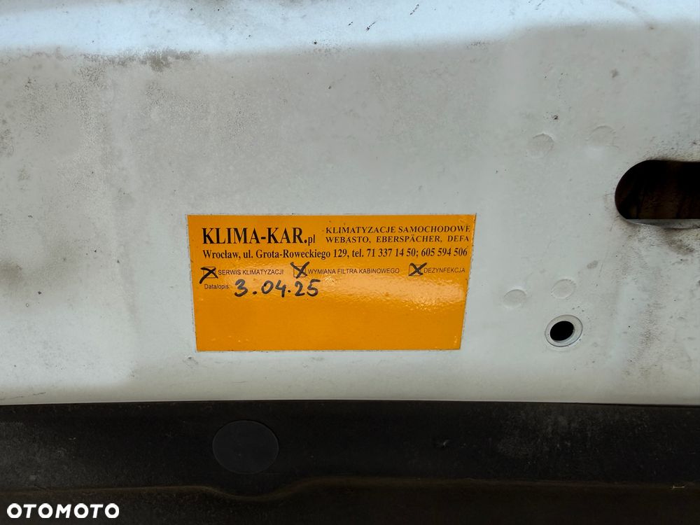 Kia Ceed - 12