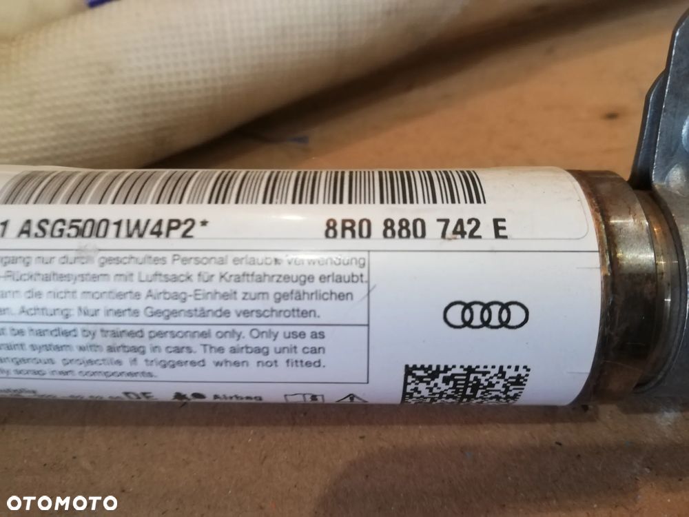 AUDI Q5 8R kurtyna powietrzna PRAWA AIRBAG 8R0880742E