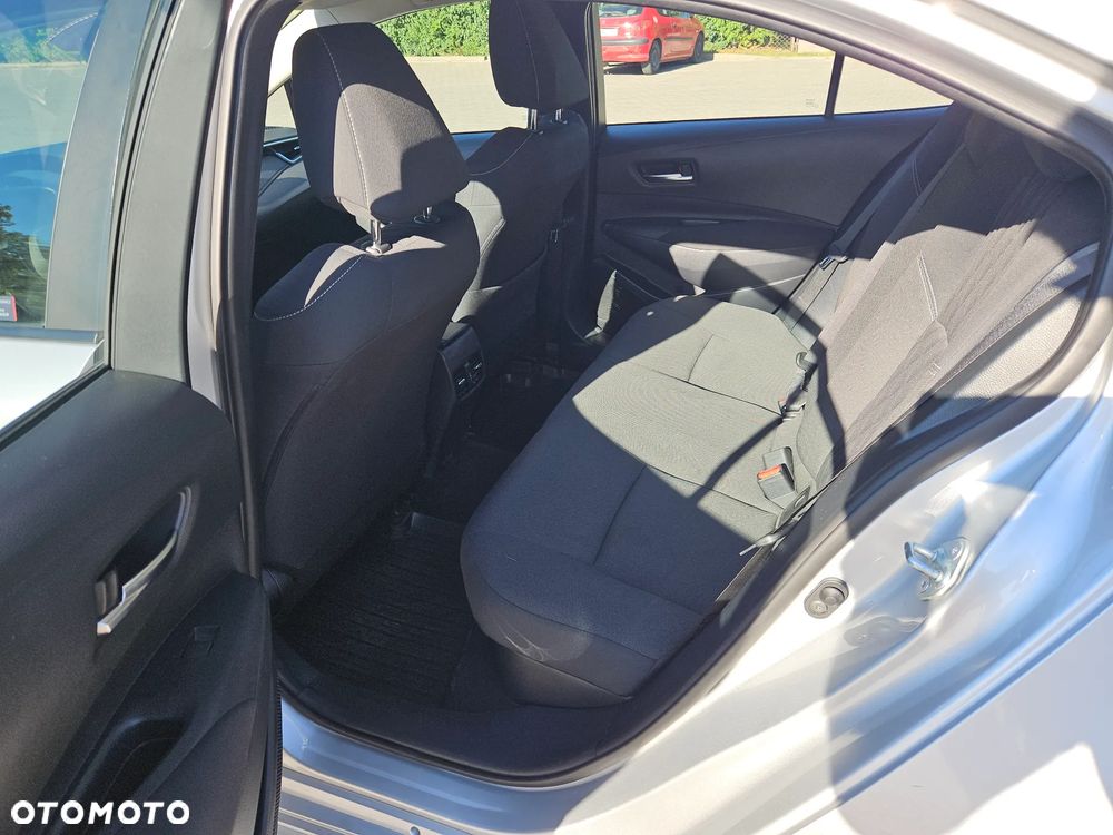 Toyota Corolla 1.8 Hybrid Comfort - 12