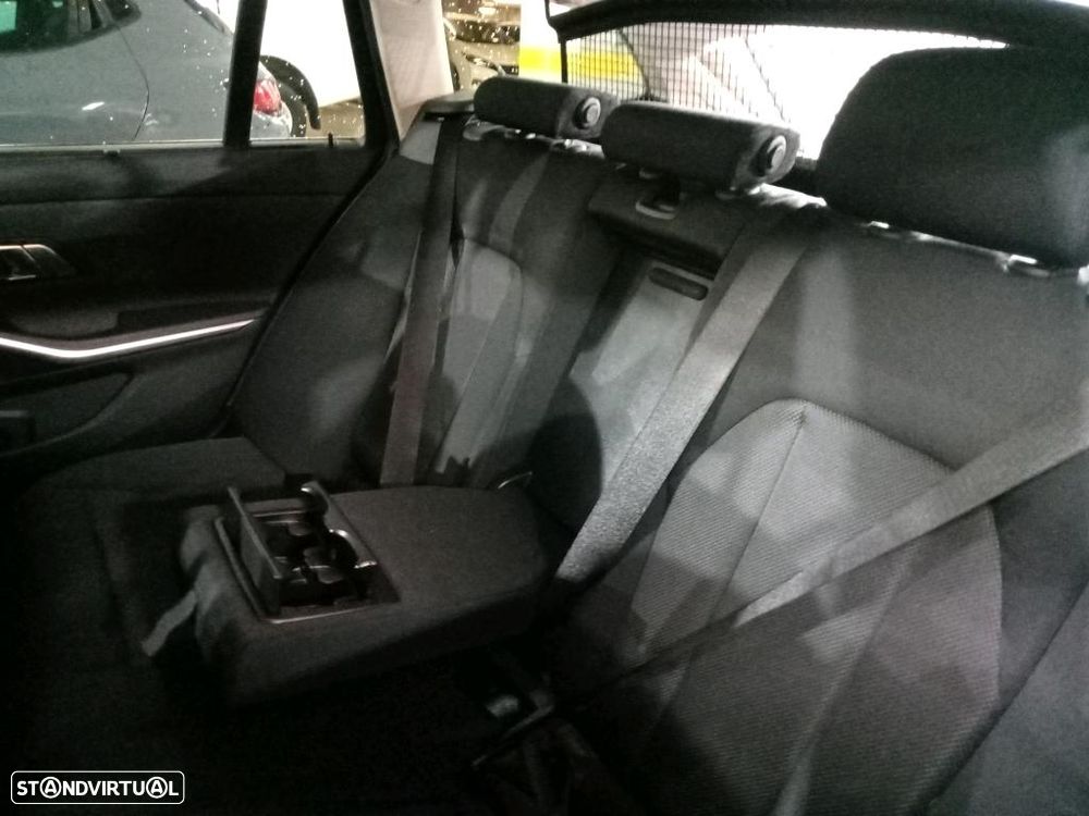 BMW 320 e Auto - 8