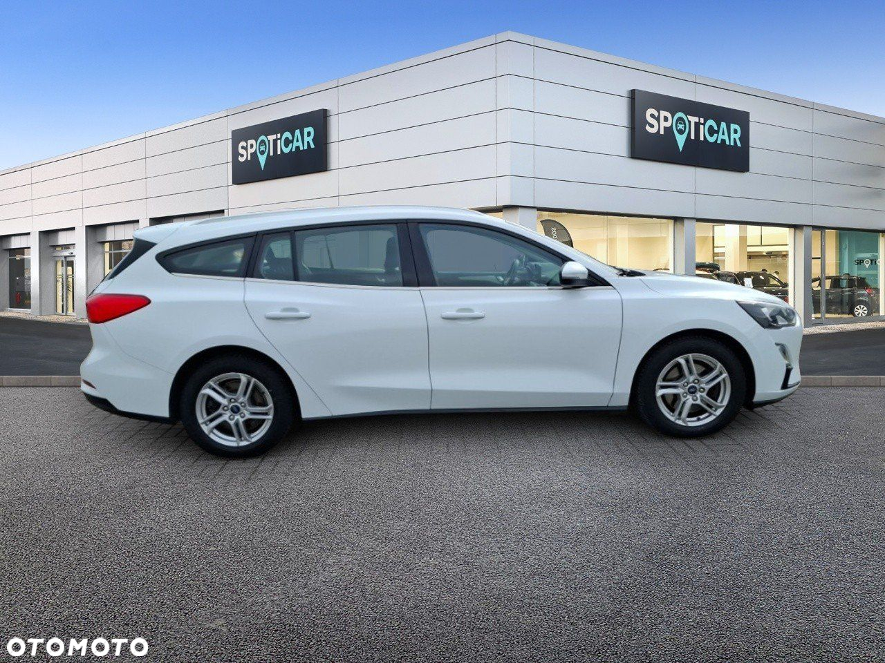 Ford Focus 1.0 EcoBoost Trend Edition - 4