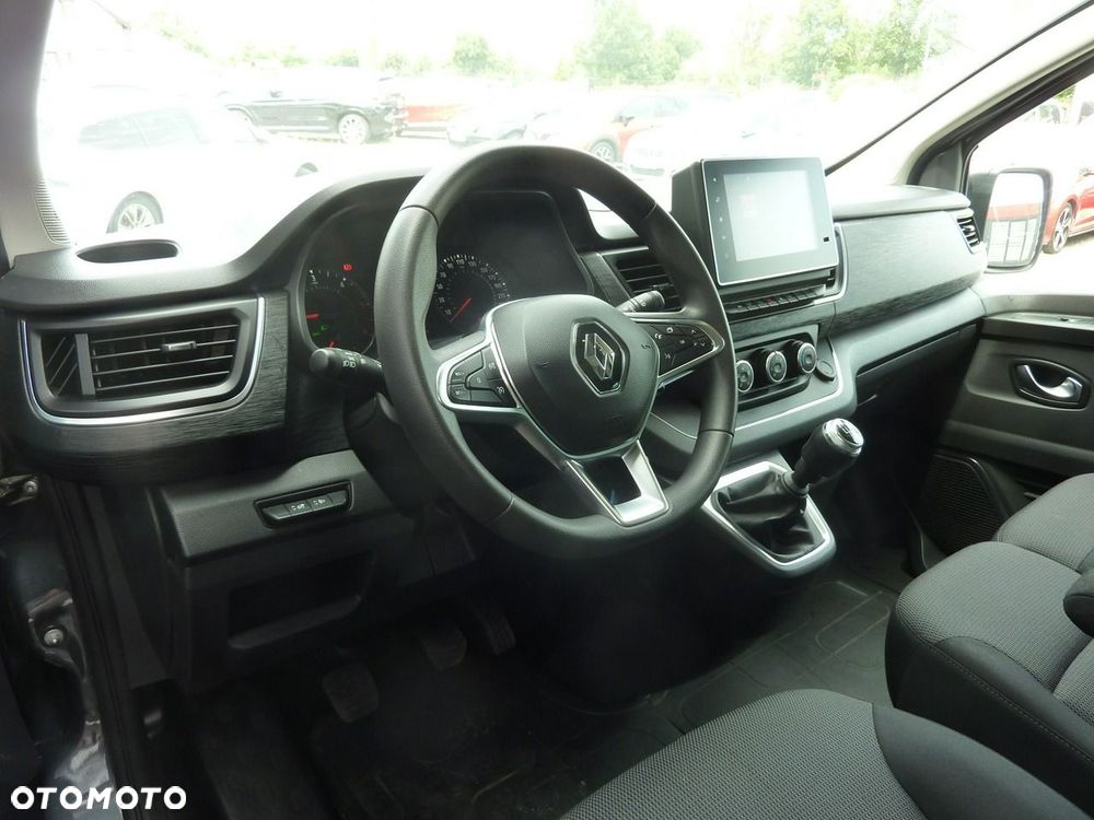 Renault Trafic - 11