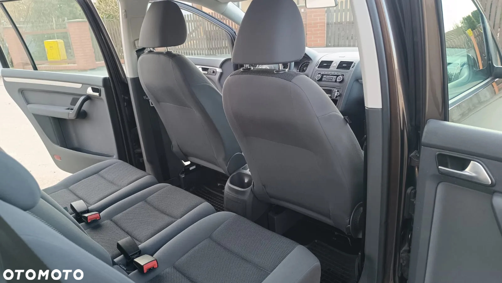 Volkswagen Touran 1.6 TDI DPF Trendline - 31
