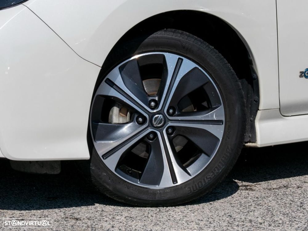 Nissan Leaf 40 kWh N-Connecta - 4