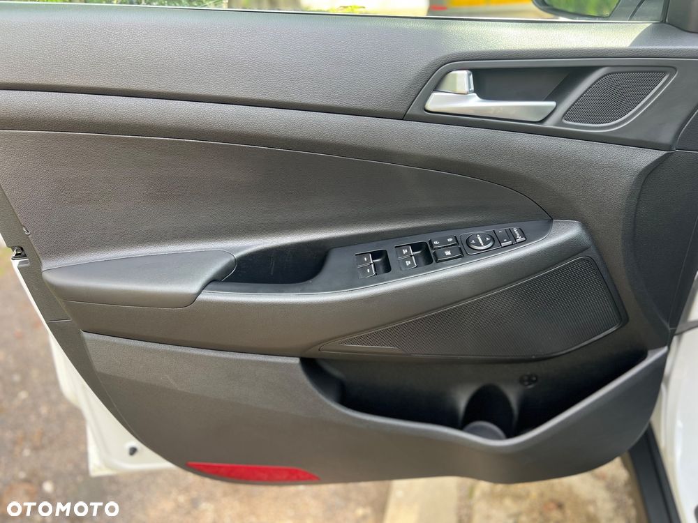 Hyundai Tucson 1.6 CRDi Style 2WD - 25