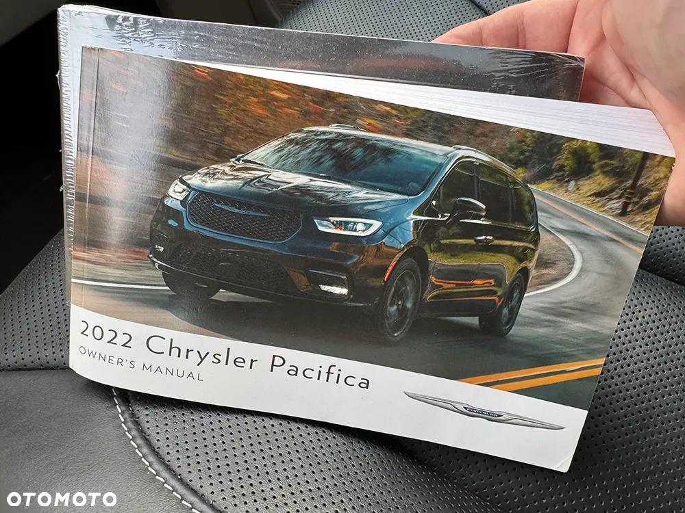 Chrysler Pacifica - 32