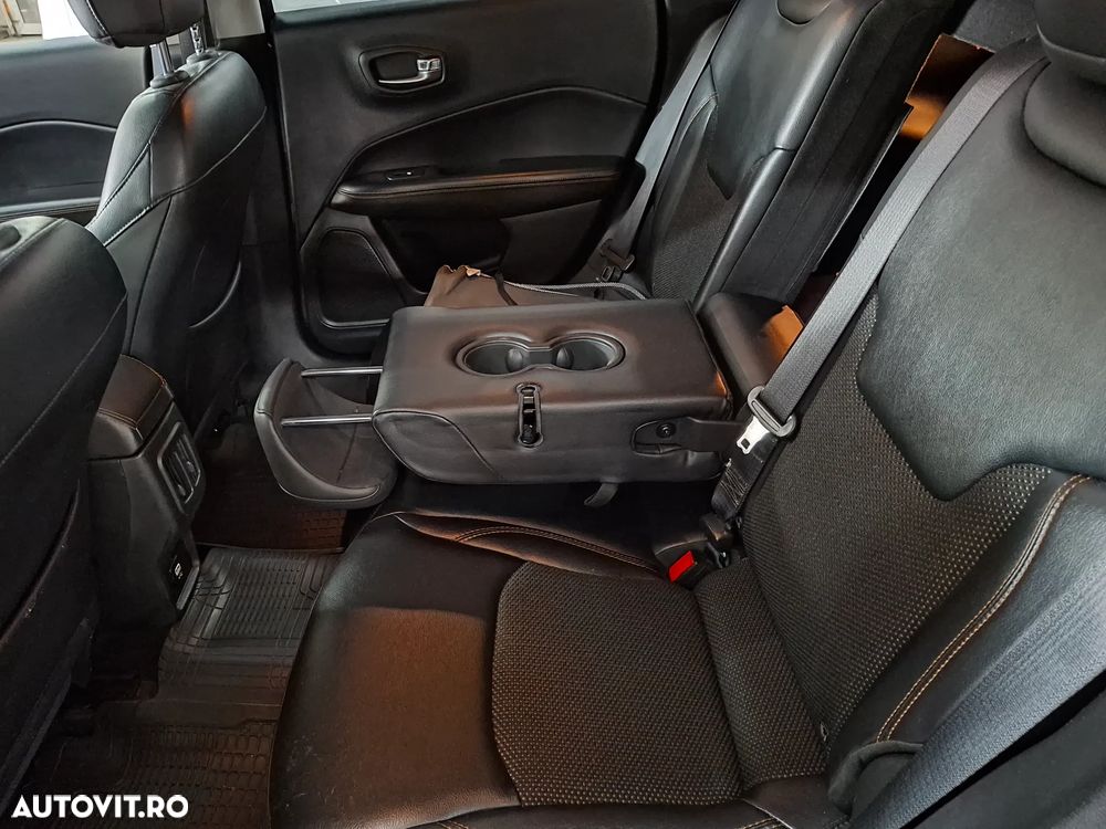 Jeep Compass 2.0 M-Jet 4x4 AT Limited - 25