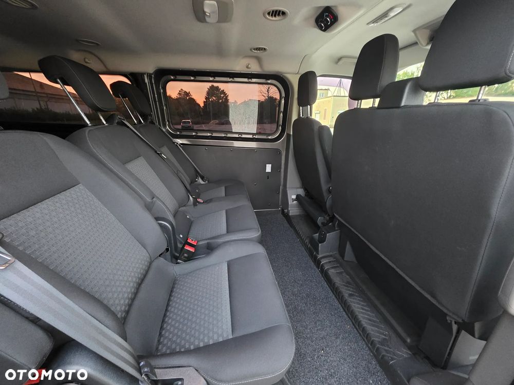 Ford Transit Custom - 13