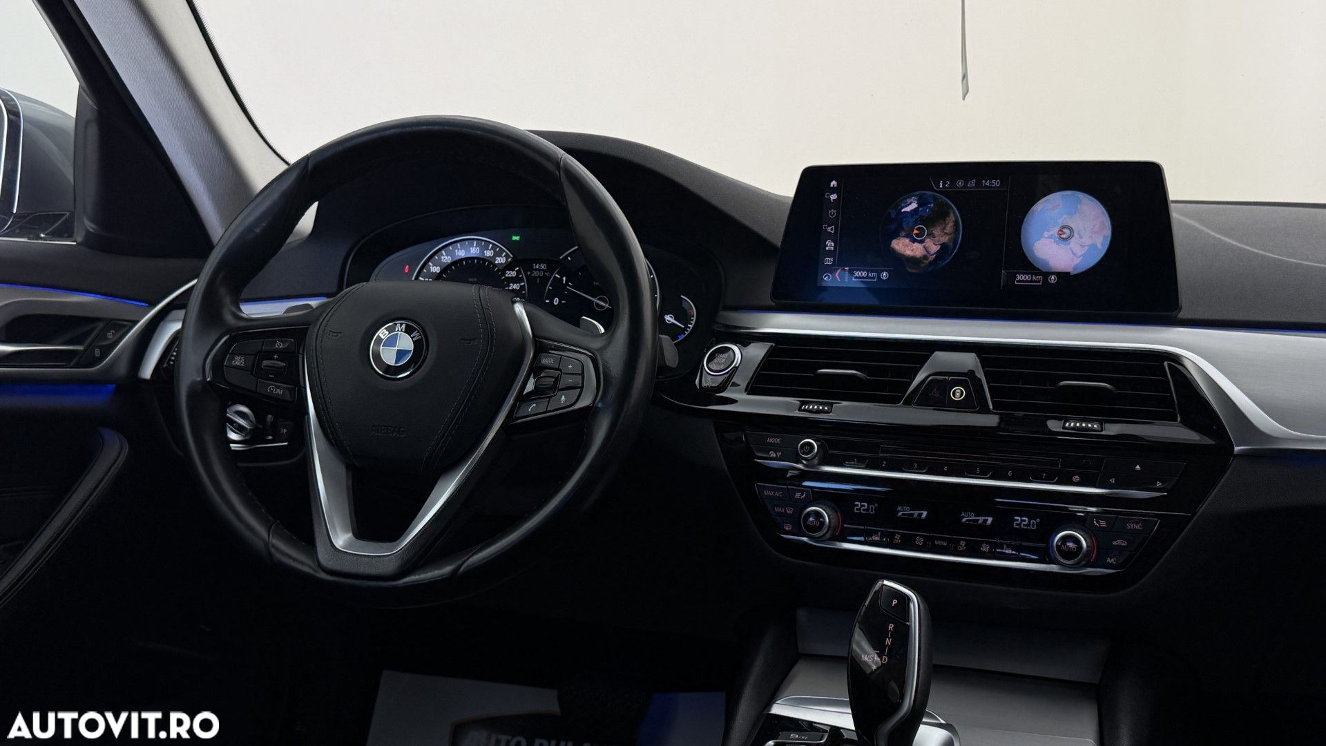 BMW Seria 5 520d xDrive AT - 14
