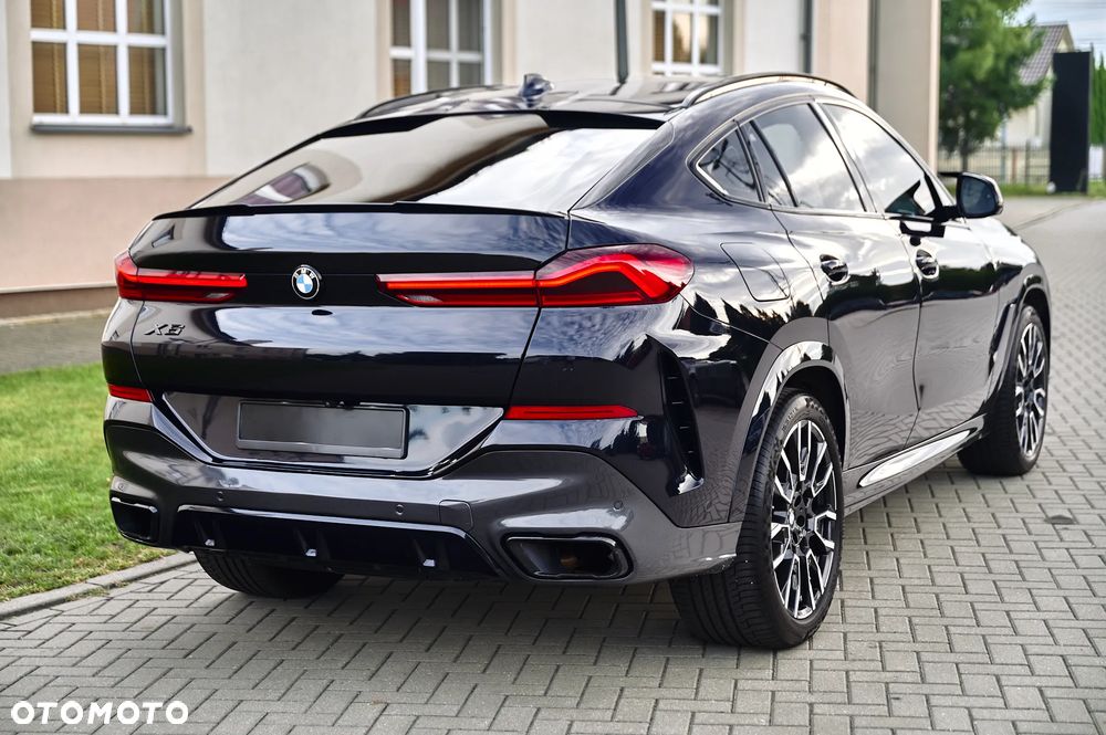 BMW X6 - 11