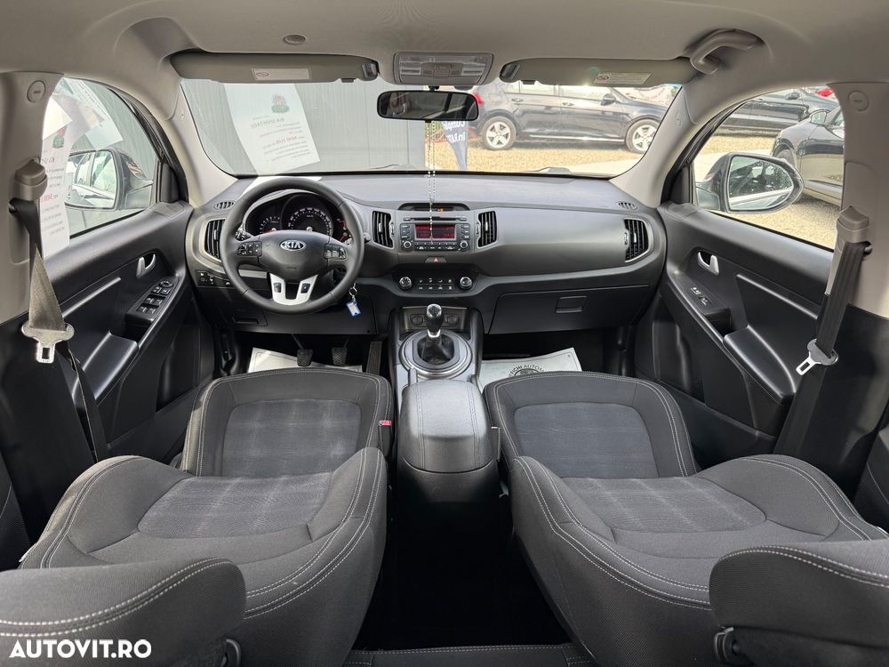 Kia Sportage 1.6 GSL MT 4x2 PREMIUM - 8