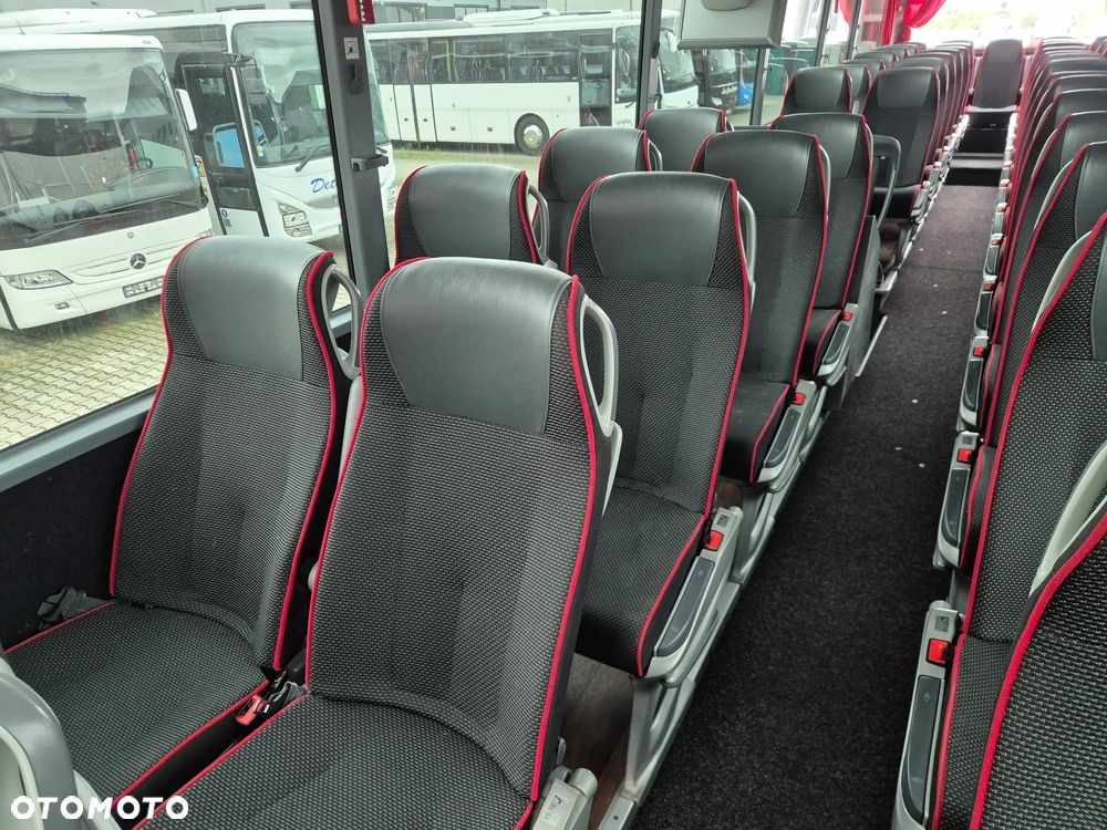 Mercedes-Benz TOURISMO RHD17 / SPROWADZONY / I REJSTRACJA 2018 / 65 MIEJSC - 28
