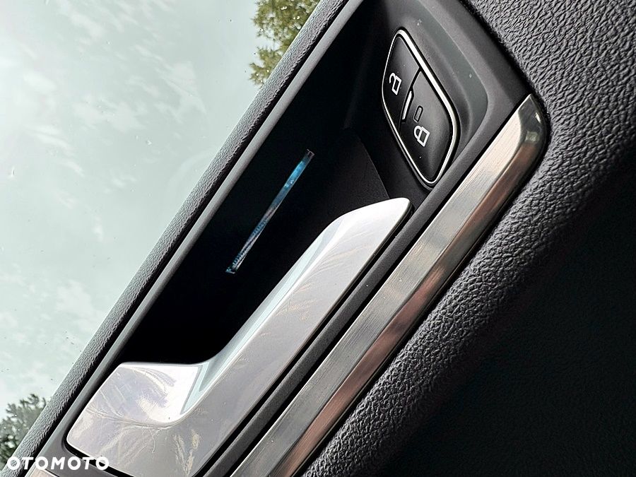 Ford Focus 1.5 EcoBlue Start-Stopp-System COOL&CONNECT - 17
