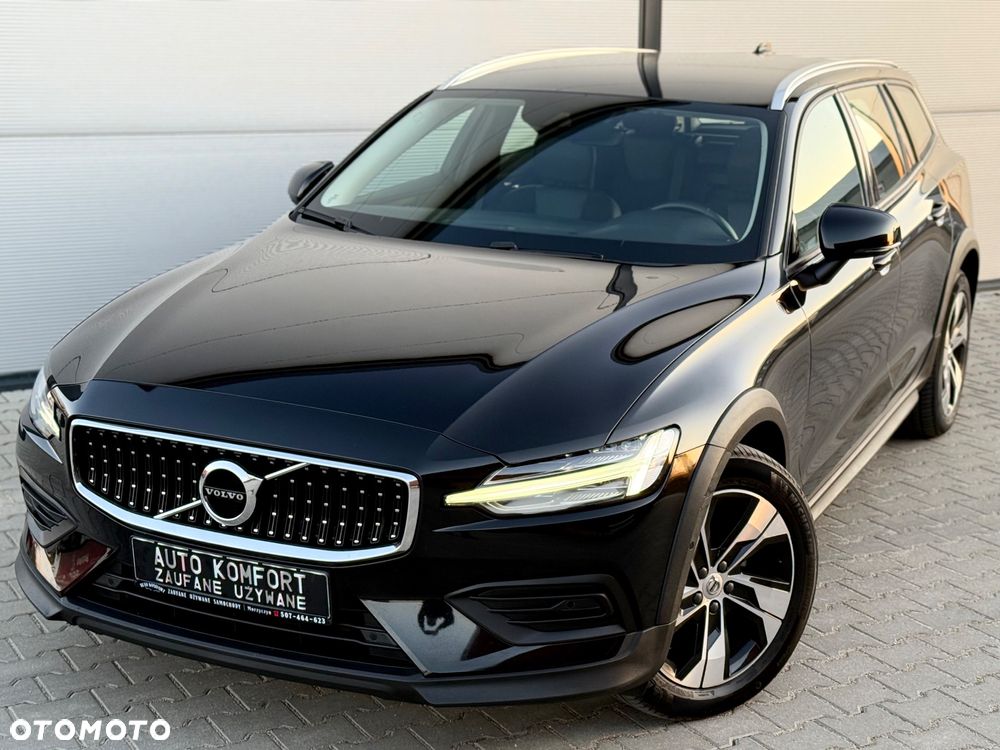 Volvo V60 Cross Country - 4