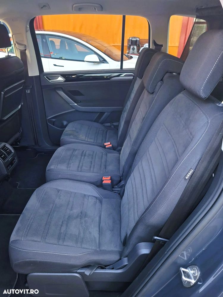 Volkswagen Touran 2.0 TDI Highline - 6
