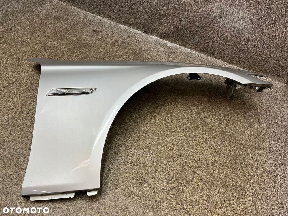 Blotnik prawy przod przedni kierunkowskaz BMW F11 F10 354 srebrny LADNY - 4