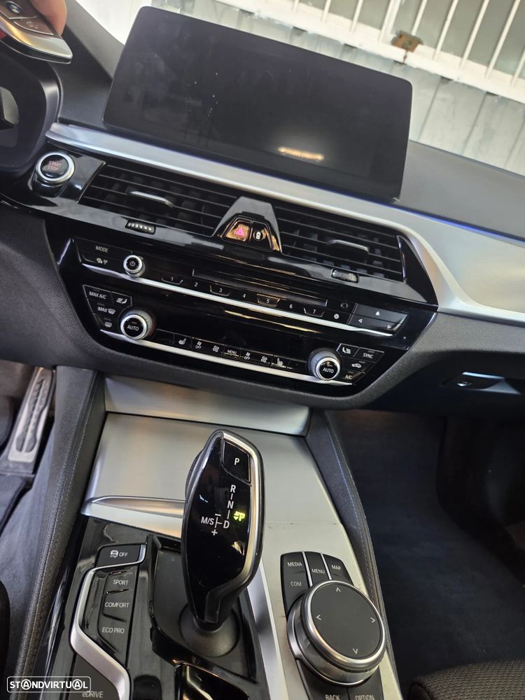 BMW 530 e iPerformance - 14
