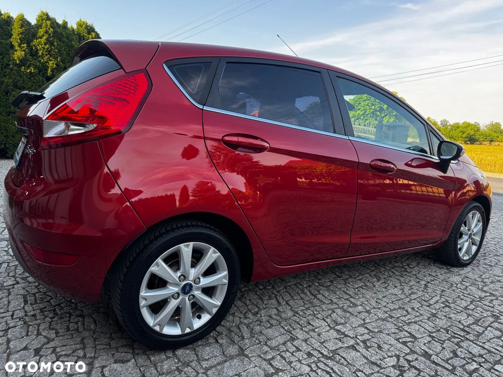 Ford Fiesta 1.25 Champions Edition - 12