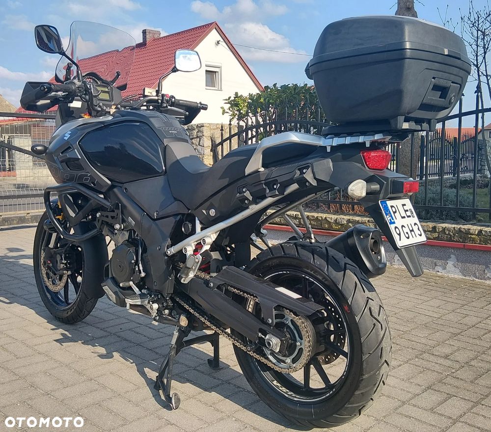 Suzuki V-STROM - 2