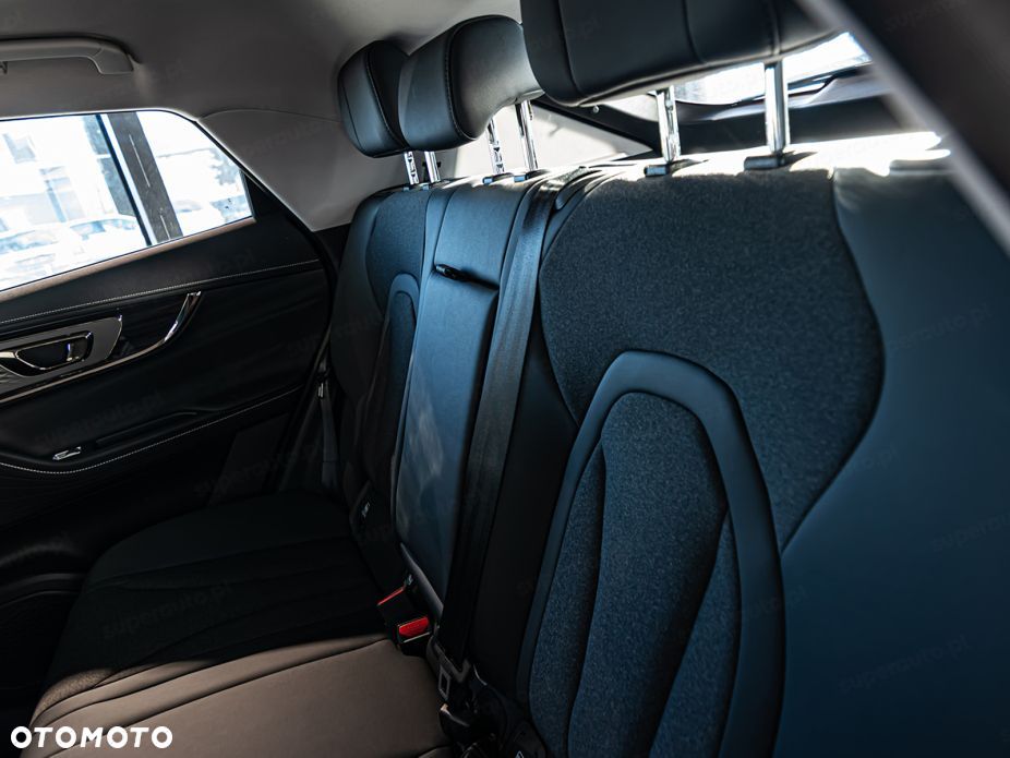 Omoda 5 1.5 T-GDI Hybrid Premium DHT - 16