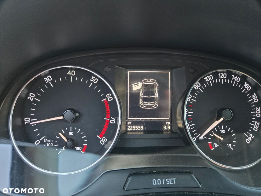 Skoda Fabia 1.0 MPI Joy - 13