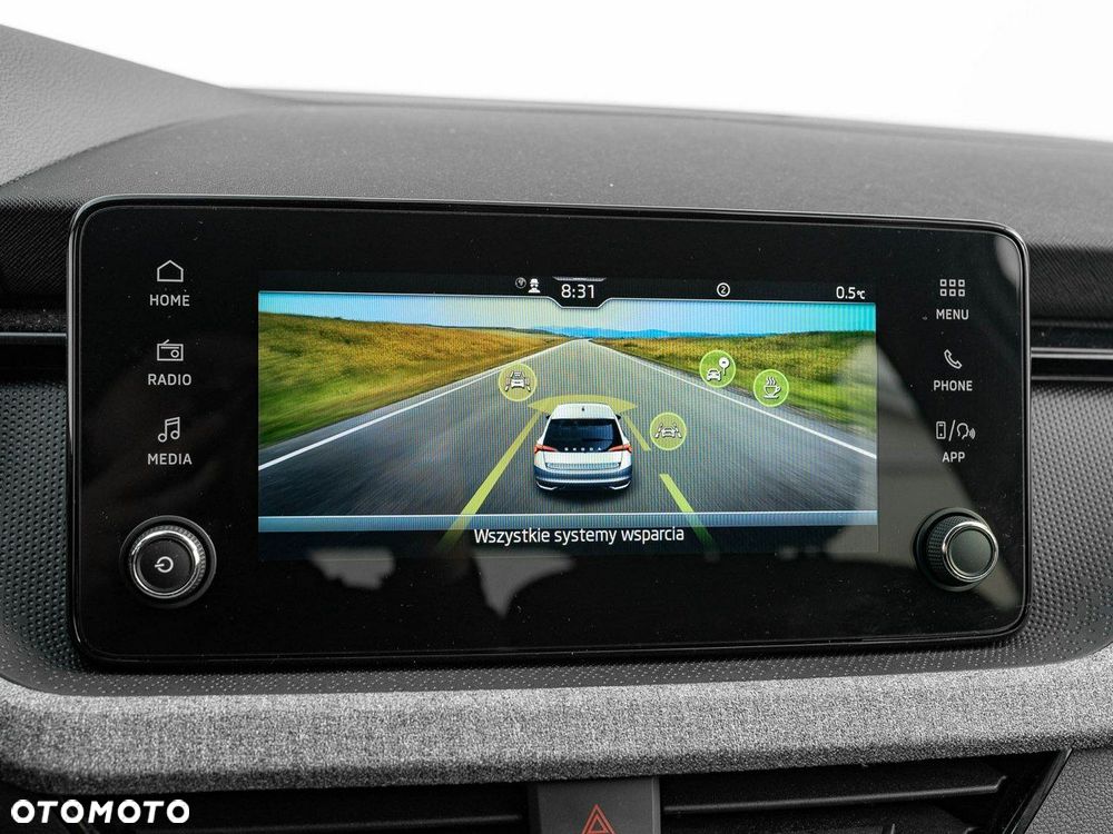 Skoda Scala 1.0 TSI Selection DSG - 25