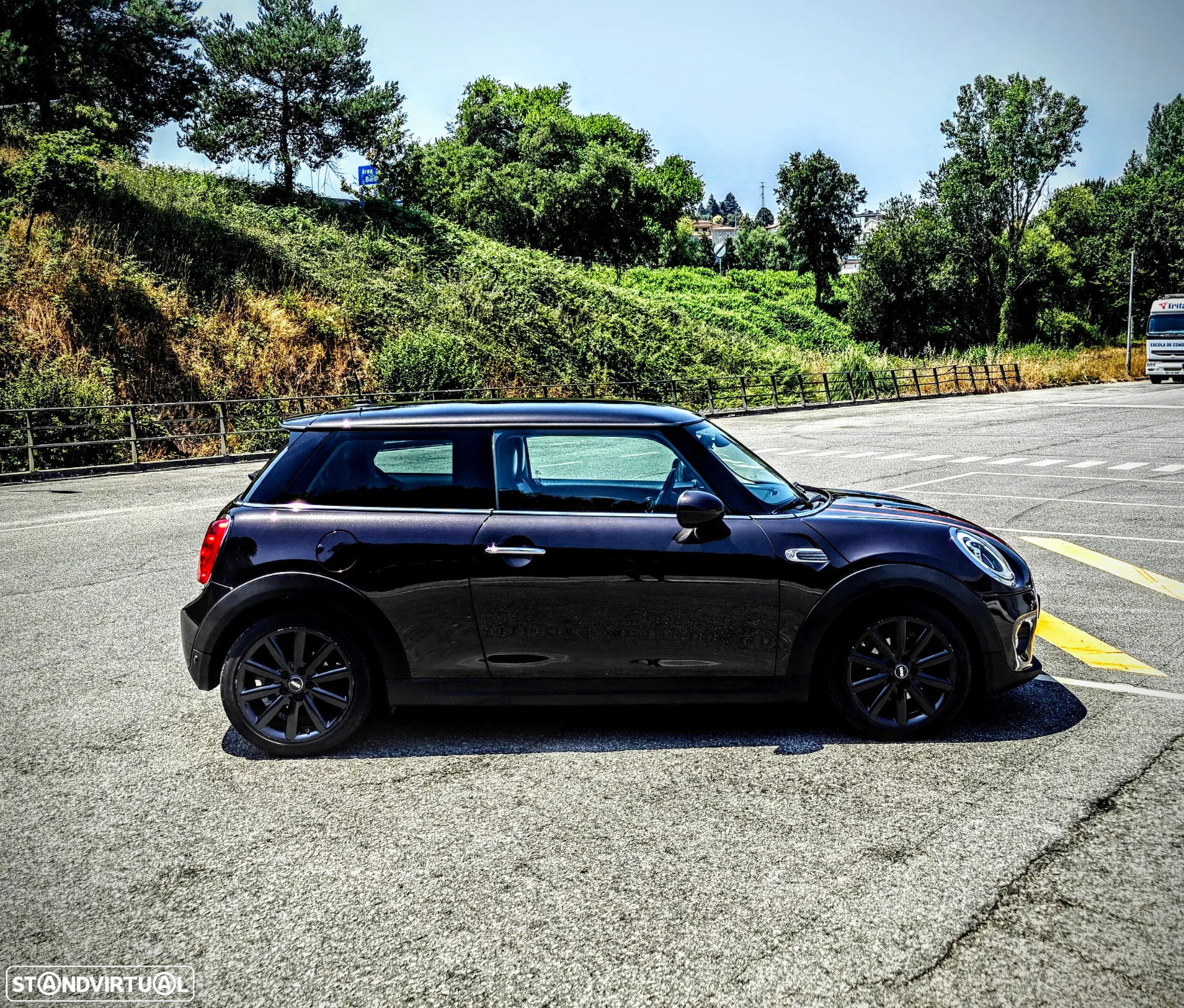 MINI 3 Portas Cooper Premium Resolute Edition Auto - 4