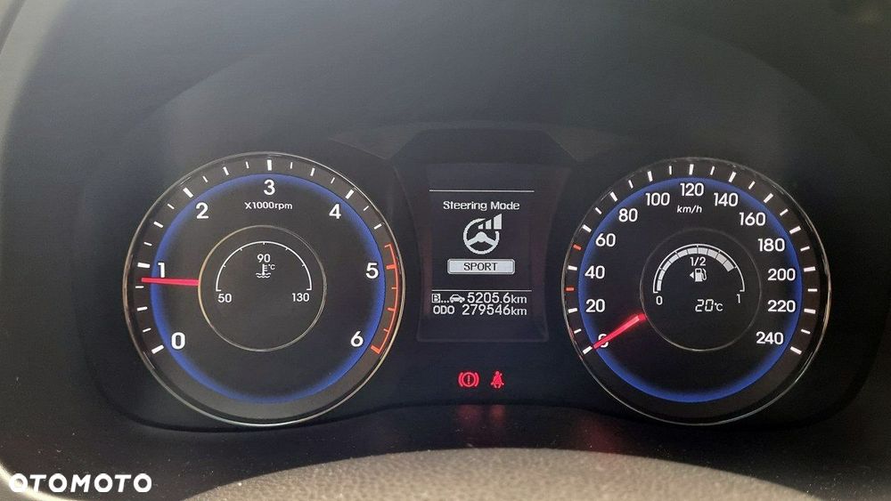 Hyundai i40 - 18