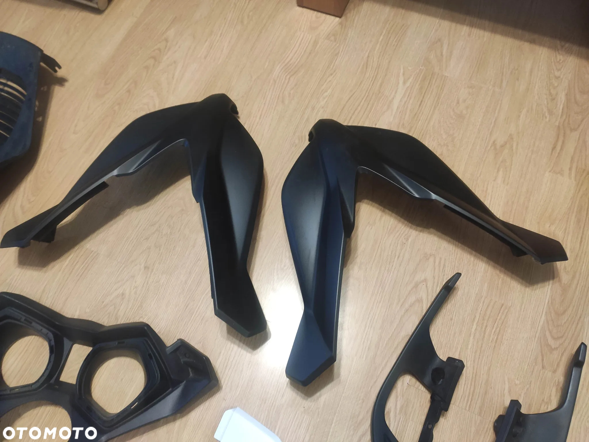 EU Osłona Owiewka Nos Lampa Kierownica Yamaha x-max 14-17 części - 9