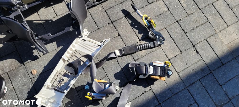 Honda accord VIII 12r lift Deska rozdzielcza pasy bezpieczenstwa poduszki europa - 10