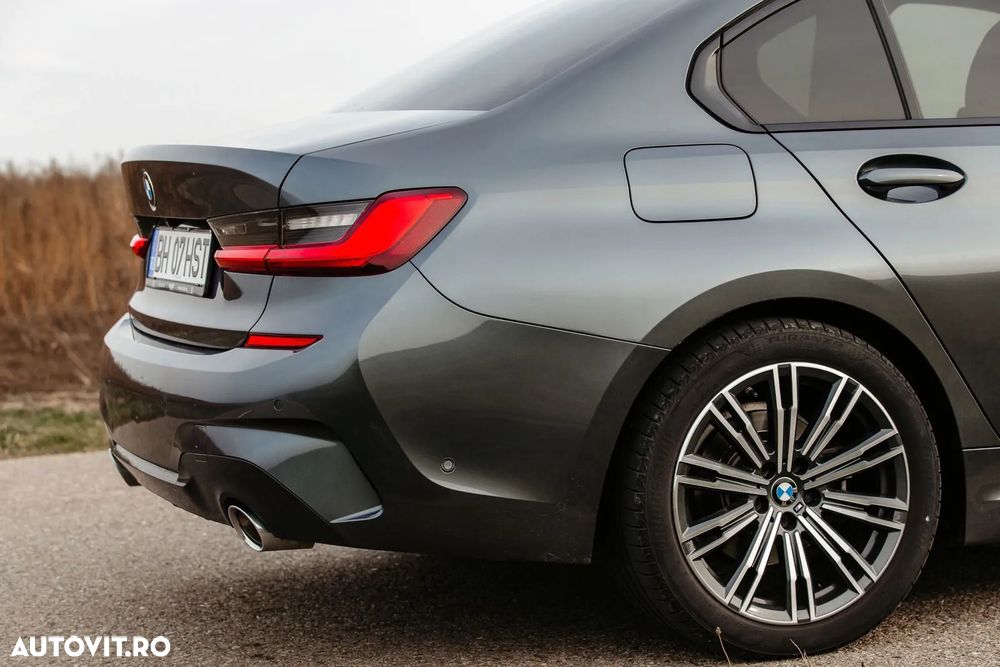 BMW Seria 3 320d xDrive AT M Sport - 9