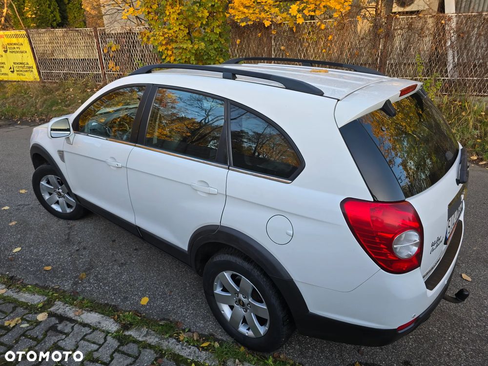 Chevrolet Captiva - 24
