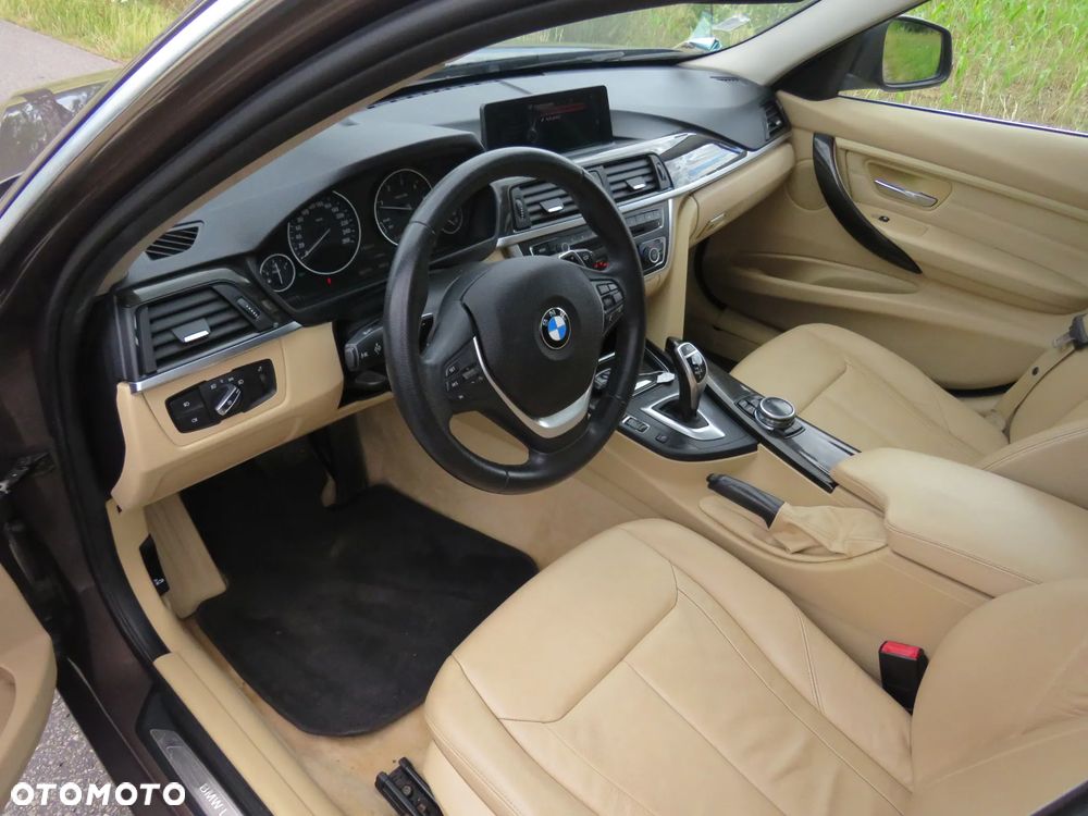 BMW Seria 3 320d Luxury Line - 15