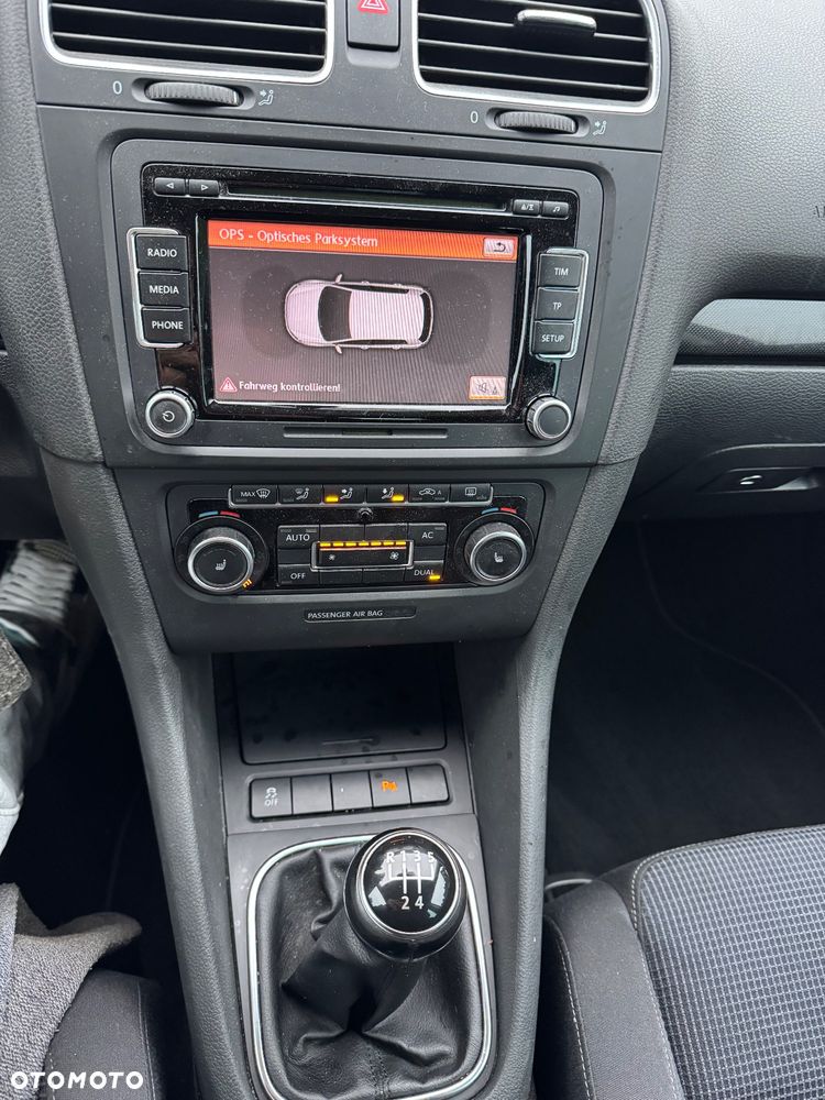 Volkswagen Golf 1.6 TDI Sound - 19