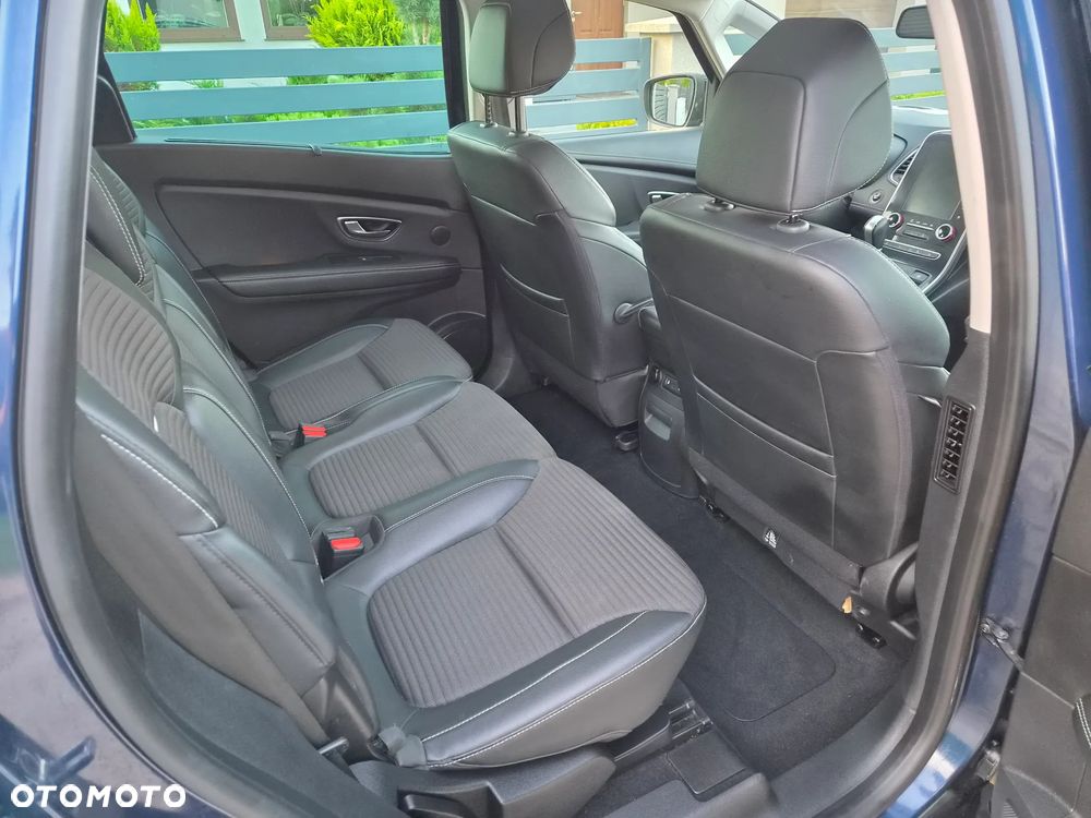 Renault Grand Scenic Gr 1.7 Blue dCi Bose EDC - 12