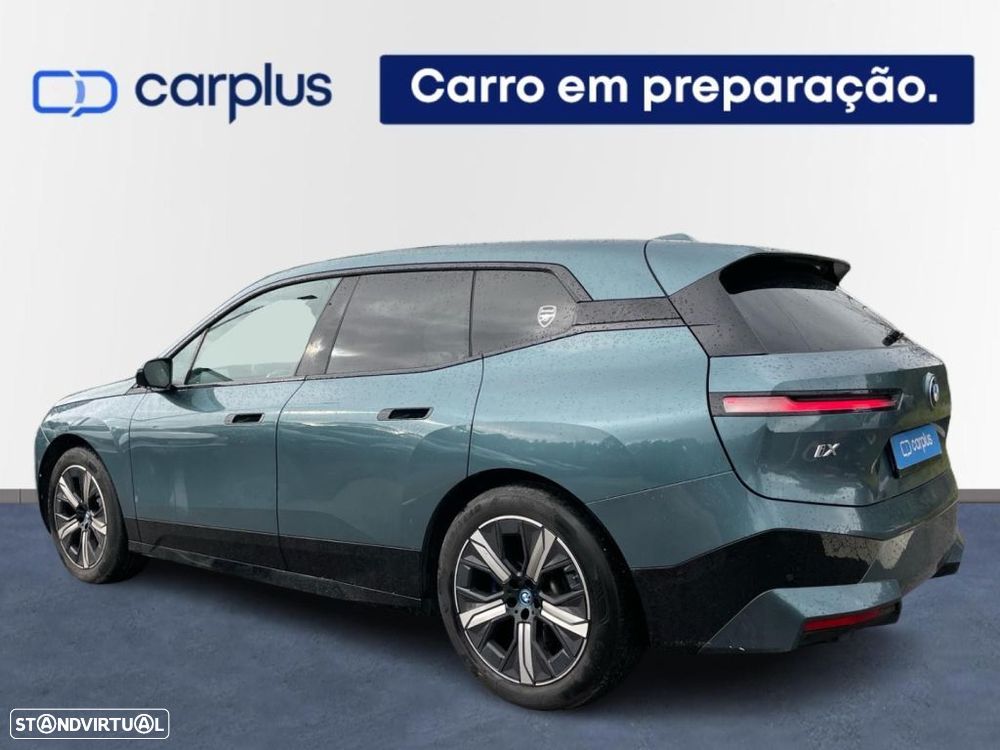 BMW iX xDrive 40 Pack Desportivo - 2