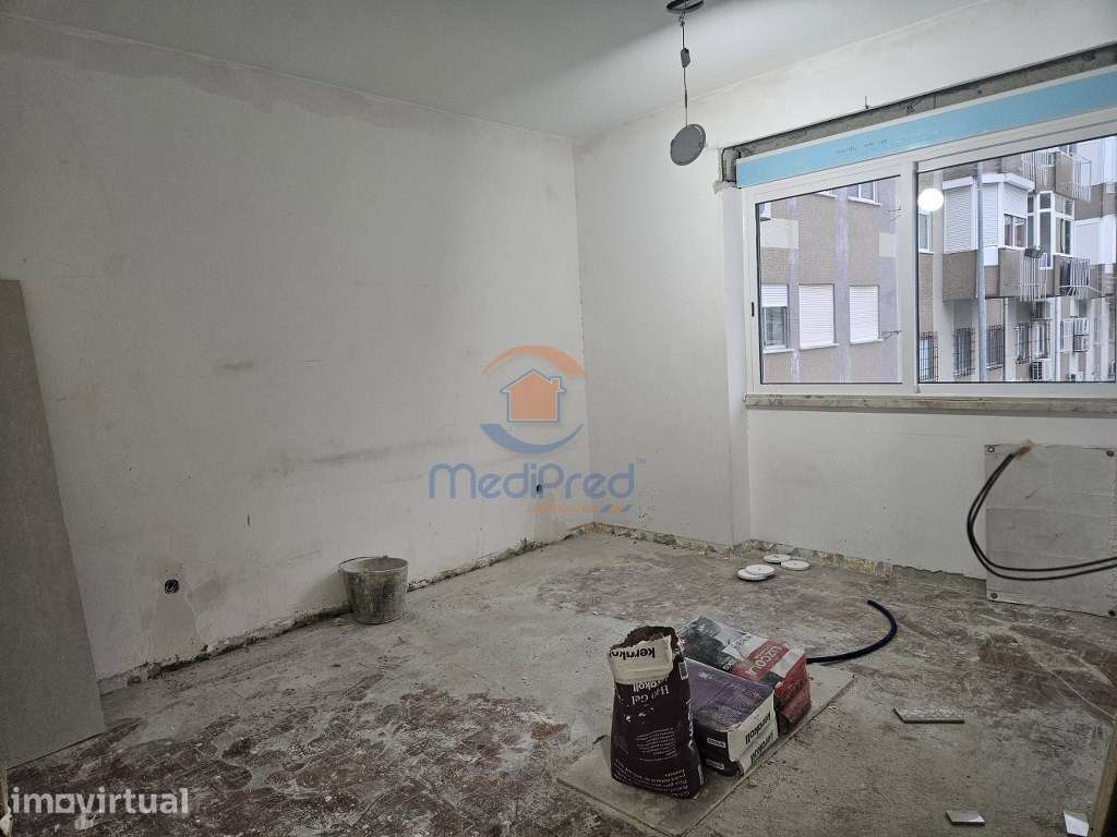 Apartamento T2 remodelado - Cova da Piedade - Grande imagem: 5/10