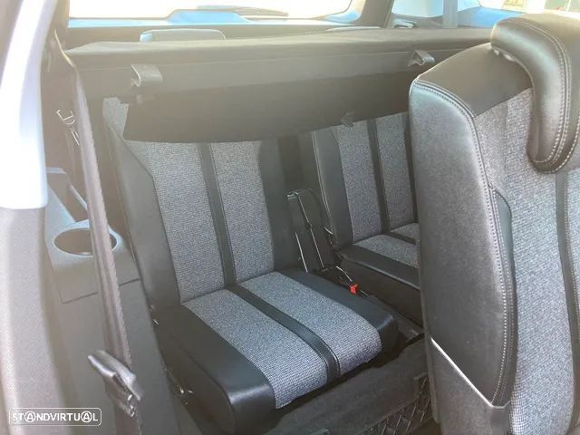 Peugeot 5008 1.2 PureTech Allure EAT8 - 53