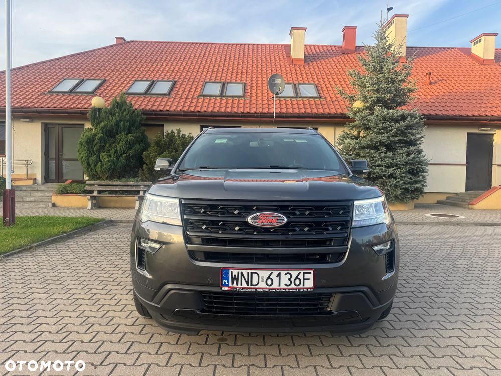 Ford Explorer - 30