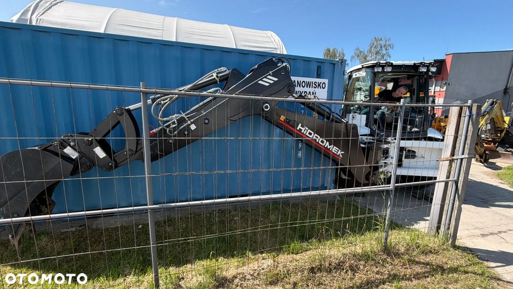 Hidromek 102 S A8 - 9