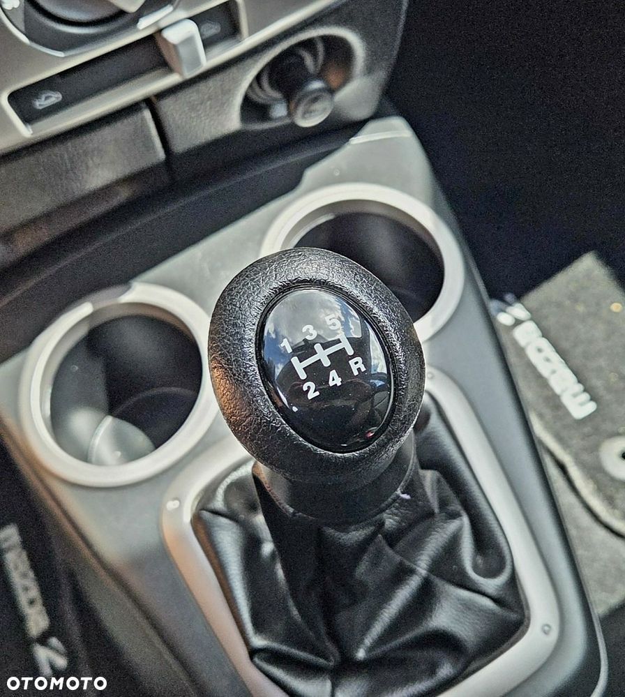 Mazda 2 1.4l Exclusive - 12
