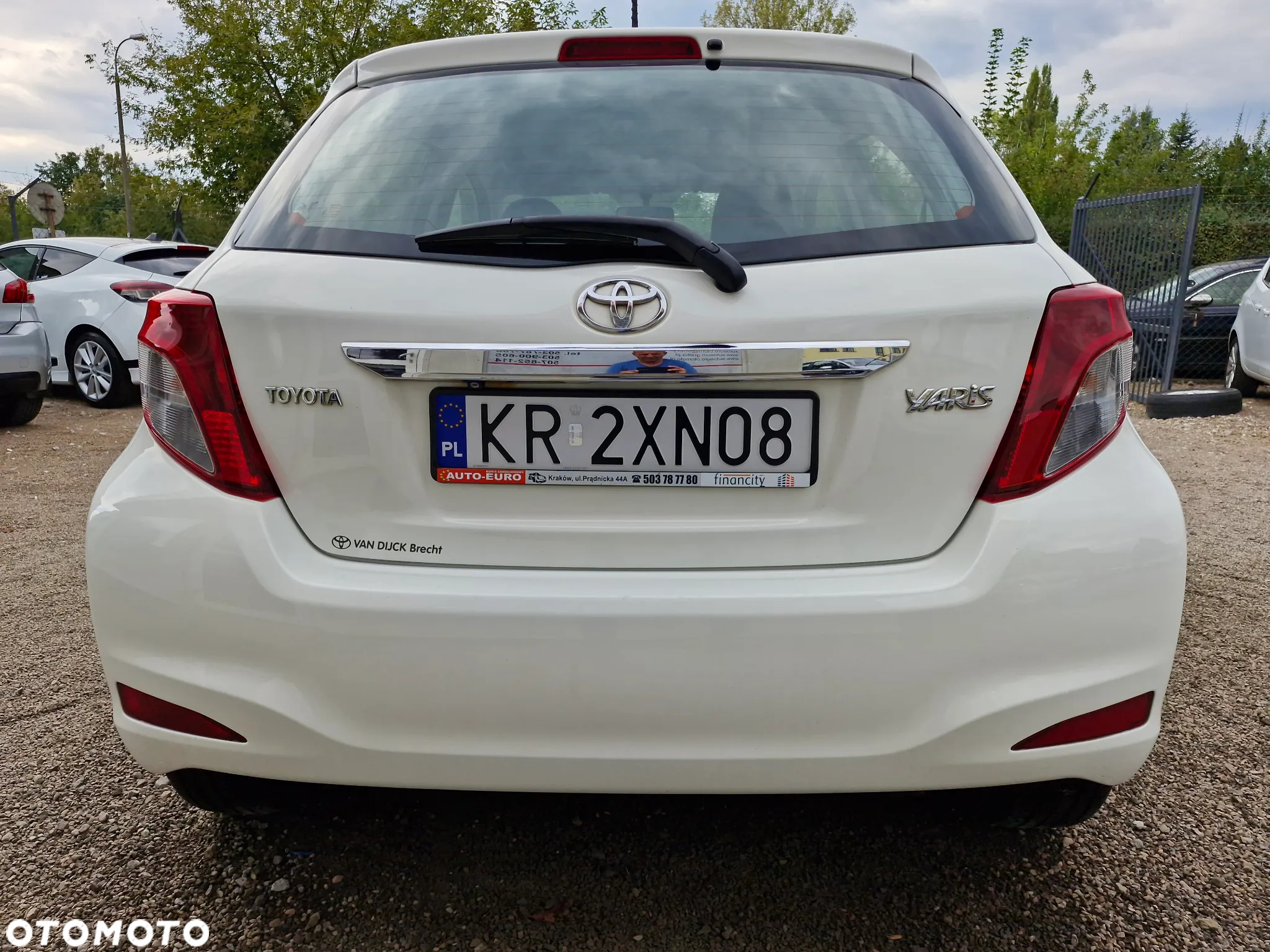 Toyota Yaris 1.33 Luna - 4
