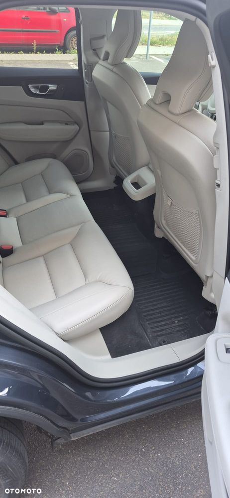 Volvo XC 60 B5 B AWD Geartronic Inscription - 9