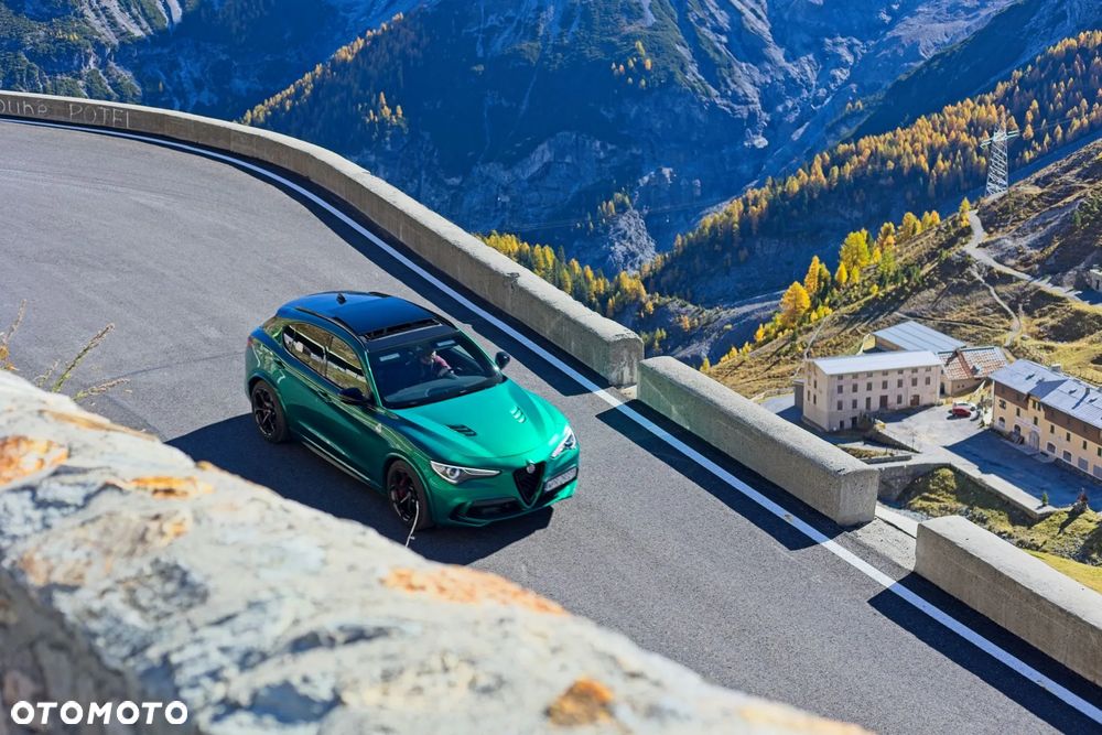 Alfa Romeo Stelvio 2.9 V6 Bi-Turbo Quadrifoglio Q4 - 1