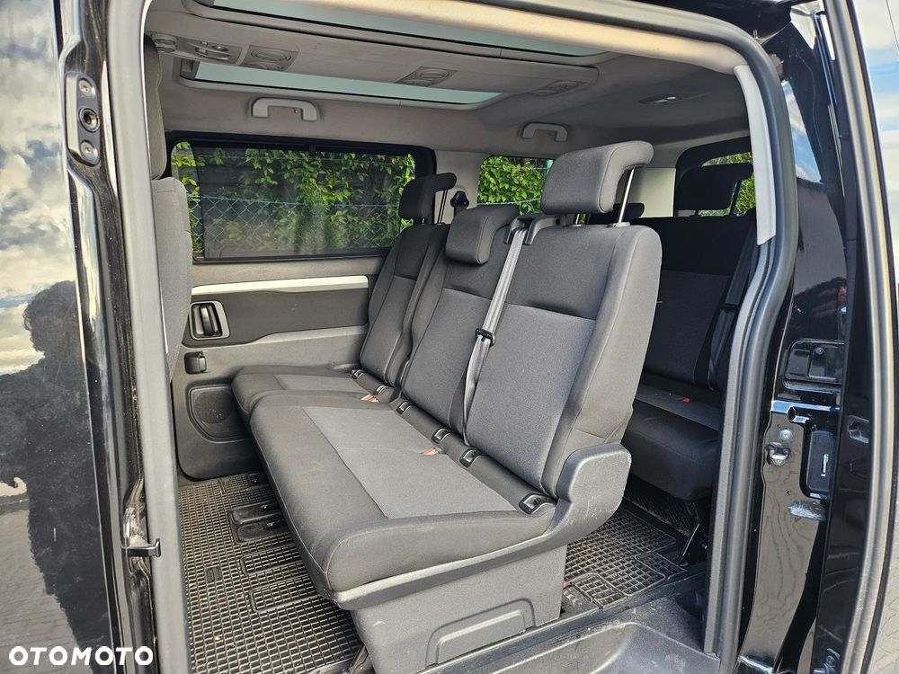 Peugeot Traveller - 6